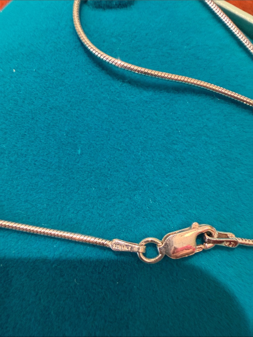 Disney 925 Silver large Crystal Mickey Head Necklace with Key Charm - Picture 5 of 8